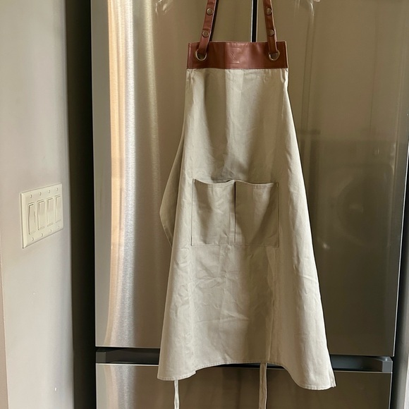 New Nespresso Barista Apron  Beige with Brown Straps unisex ☕️ - Picture 2 of 8